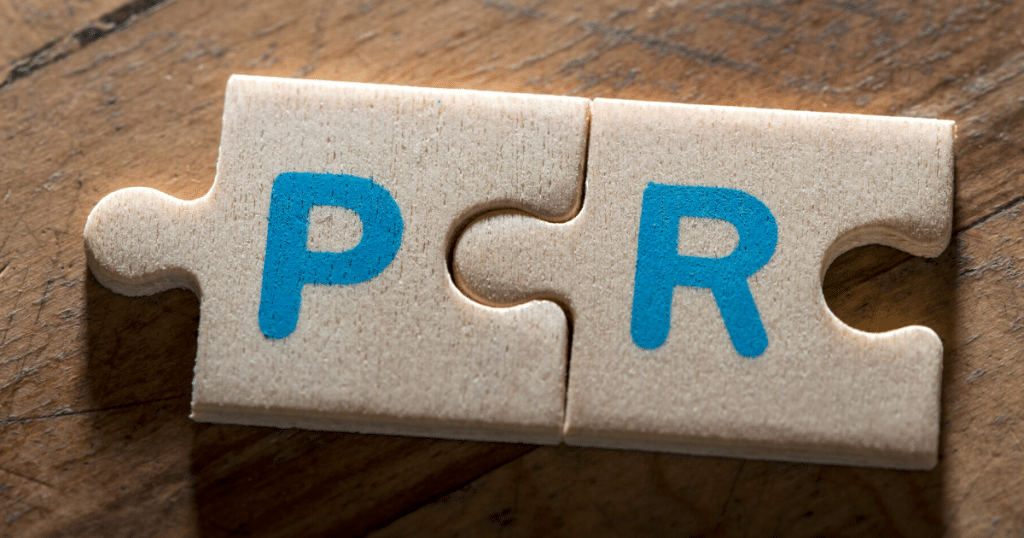 a joint puzzle with letter P & R